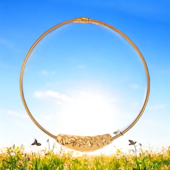 NWOT Elegant stainless steel 18 K gold, plated choker necklace - Picture 8 of 14